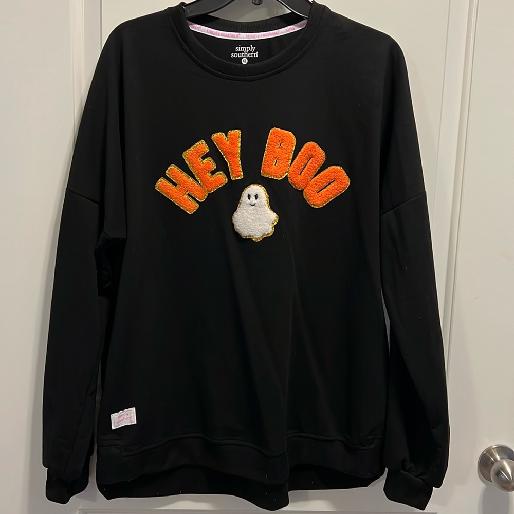 Hey boo ghost patch effect long sleeve top pullover with pockets!